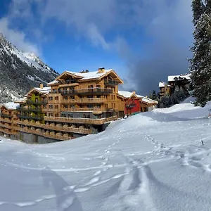 Hotel Bear Lodge, Les Arcs (Savoie)